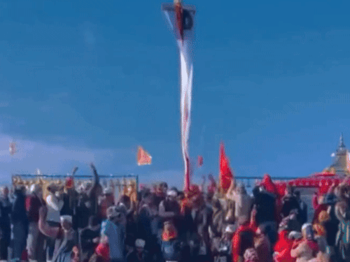 Kalinka Mata Mandir Jatod Mela 2025 | Cultural and Religious Festival in Uttarakhand | कुमाऊं-गढ़वाल की कालिंका के मेले में उमडी हजारों की भीड़: न्याजा यात्रा देख गदगद हुए भक्त; बड़ियारी वंशजों ने की थी मंदिर की स्थापना – Almora News