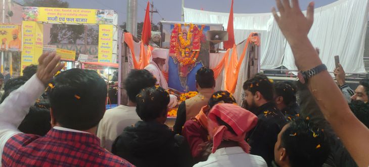 बस स्टैंड चौराहे पर भारत माता की आरती – Raisen News