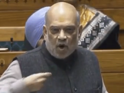 शाह ने लोकसभा में आपत्तिजनक शब्द बोला:रिजिजू बोले- गलती से निकल गया; गृहमंत्री ने 'कौ-कौ' भी किया…VIDEO मोमेंट्स- INA NEWS