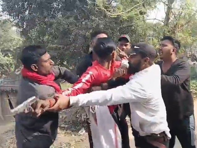 Fight between two parties over land dispute in Bhojpur