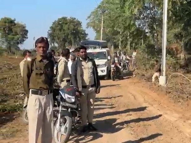 Government land worth one crore rupees free from encroachment in Garoth