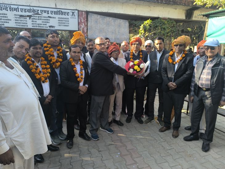Advocate Dataram Yadav became the Behror Bar Association President for ...
