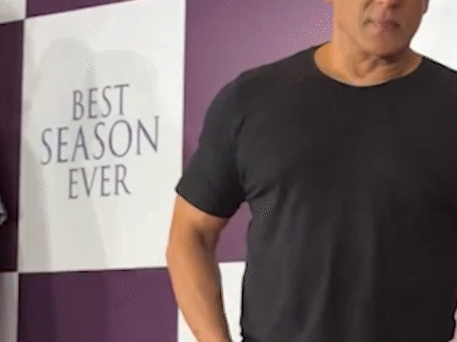 पैपराजी के शोर से परेशान सलमान खान:इशारों में धीरे बोलने की अपील करते नजर आए; पहले भी कई बार पैप्स पर हुए नाराज