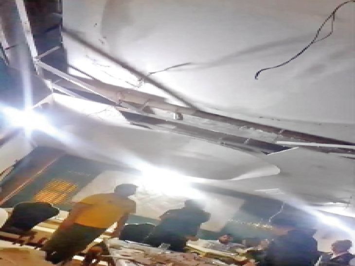False ceiling collapses on restaurant dining crowd, injuring four
