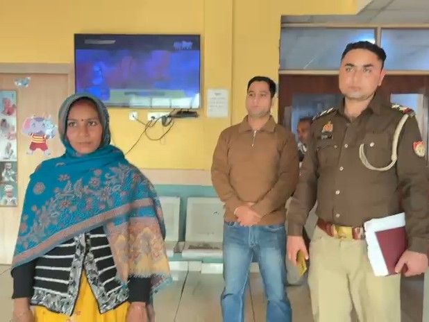Newborn baby found in garbage heap in Amroha