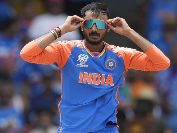 अक्षर पटेल दक्षिण अफ्रीका के खिलाफ टी-20 सीरीज से बाहर: बीमारी के कारण आखिरी 2 मैचों से बाहर; शाहबाज़ अहमद टीम में शामिल हुए