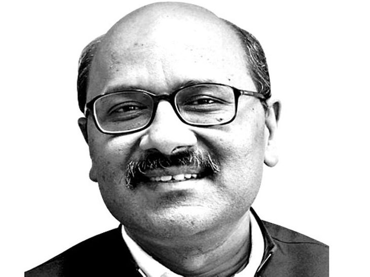 शेखर गुप्ता का कॉलम:सवाल निजी क्षेत्र की क्षमताओं पर उठे हैं Breaking News Update news image