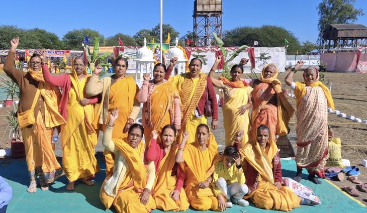 The women of Multai gathered for the 108-kund Gayatri Mahayagna.