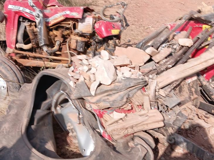 A young man died after being hit by a tractor in a mining area.