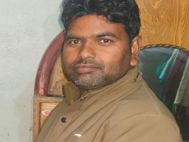Rakesh Kumar alias Pappu is the Pradhan candidate in the 2026 elections.