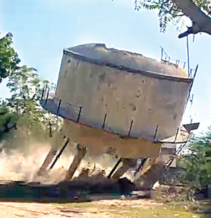 A 15-meter tank declared unsafe for 10 years collapsed in a matter of ...
