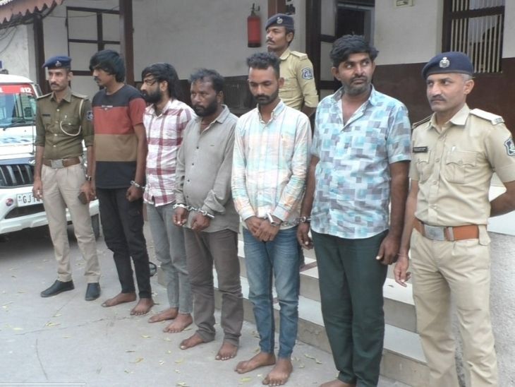 मोरबी में किसान को हनीट्रैप में फंसाकर 1.14 करोड़ मांगे:  53.50 लाख वसूलने के बाद किडनैप किया, मोरबी पुलिस ने 5 को गिरफ्तार किया – Gujarat News