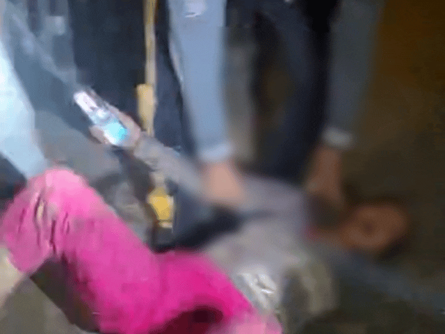 High voltage drama of a drunk woman/Bharatpur/Mathura Gate Police ...