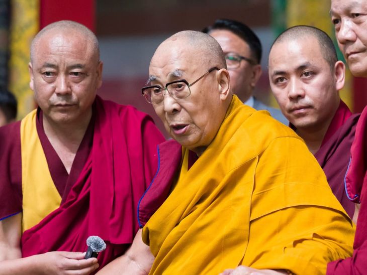 दलाई लामा ने नववर्ष पर दिया प्रेम का संदेश:दुनिया को अधिक समान और मानवीय बनाने का संकल्प लें, करुणामय इंसान बनें