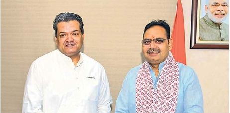 भास्कर के उठाए मुद्दों पर सीएम से मिले मंत्री सुमित गोदारा, मांगी आर्थिक मदद - Bikaner News