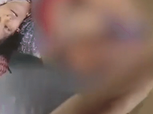 BJP woman worker assaulted during arrest in Karnataka; VIDEO | कर्नाटक में हिरासत के दौरान BJP महिला कार्यकर्ता से मारपीट;VIDEO: बस में कपड़े फाड़ने का आरोप; कांग्रेस पार्षद की शिकायत पर केस