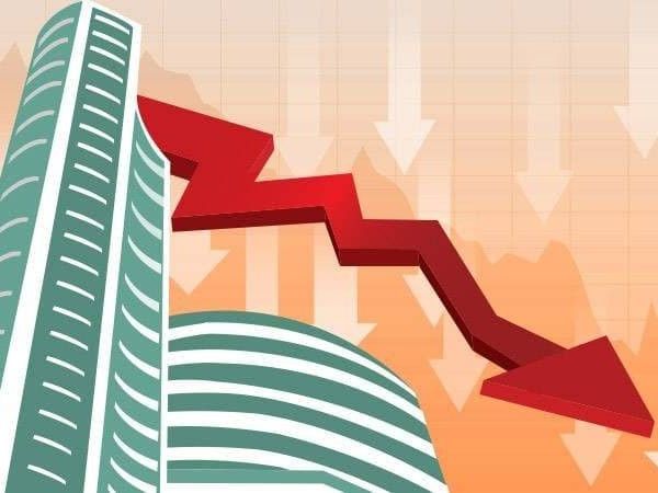 सेंसेक्स में 200 अंक की गिरावट:  निफ्टी भी 50 अंक लुढ़का, ऑटो और बैंकिंग शेयर्स में बिकवाली