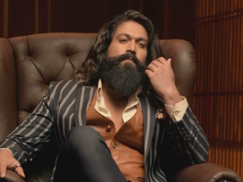 यश ने 40वें बर्थडे पर कैंसिल की फैन मीट:  कहा- फैंस के साथ समय बिताना चाहते थे, लेकिन फिल्म टॉक्सिक को पूरा करने में बिजी हैं