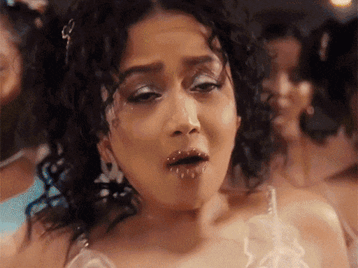 नेहा कक्कड़ के गीत पर क्यों उठा विवाद? बॉलीवुड सिंगर के डांस मूव्स पर सवाल! Neha Kakkar Candy Shop Controversy news image