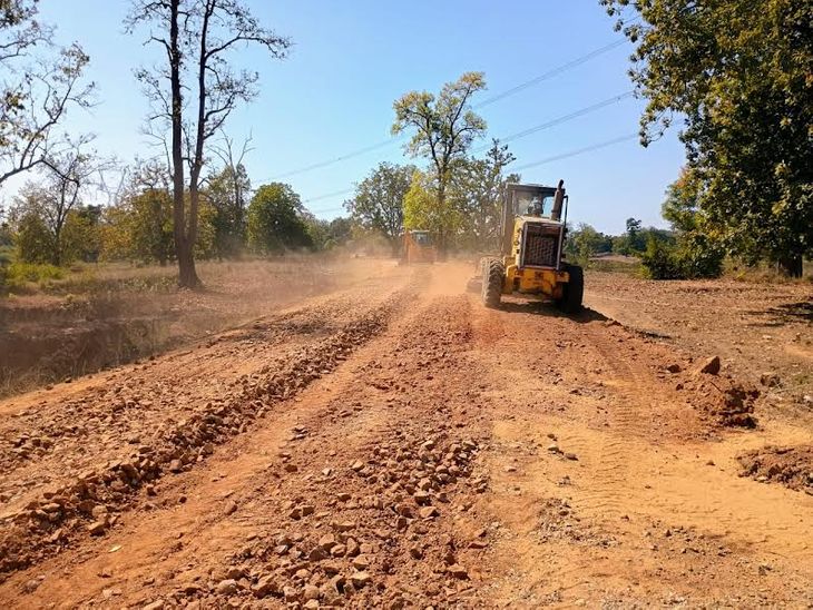 Construction of seven new roads in rural areas begins