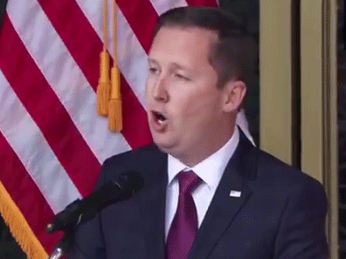 भारत में अमेरिका के नए राजदूत गोर ने पदभार संभाला:बोले- भारत असाधारण राष्ट्र, यहां काम करना सम्मान की बात; मोदी-ट्रम्प की दोस्ती असली