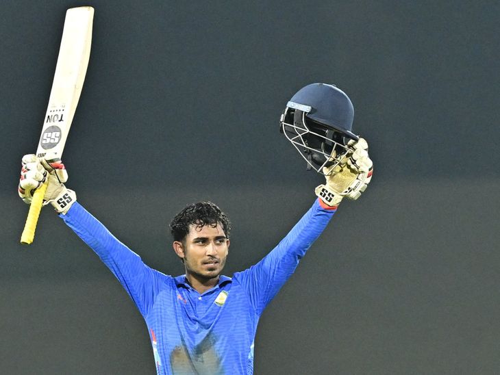 विदर्भ दूसरी बार विजय हजारे ट्रॉफी के फाइनल में: पांच बार के चैंपियन कर्नाटक को 6 विकेट से हराया; अमन मोखड़े का शतक