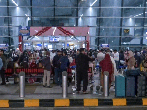 Indigo Airline Fine Inadequate, Say 61% Passengers