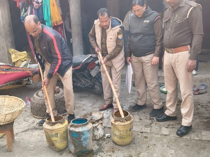 Sant Kabir Nagar Excise-Police Joint Action Against Illegal Liquor