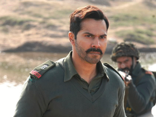 बॉर्डर 2 ने पहले दिन 30 करोड़ रुपए कमाए:  मूवी से इम्प्रेस हुए करण जौहर, डायरेक्टर वरुण को ट्रोल करने वालों को भी दिया जवाब