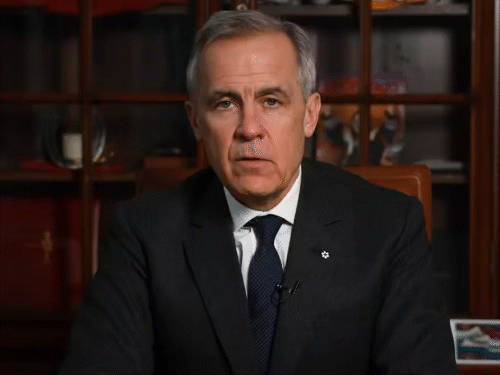 कनाडाई पीएम बोले- लोग स्वदेशी सामान खरीदें:ट्रम्प की 100% टैरिफ धमकी के बाद कहा- हमारी अर्थव्यवस्था पर बाहरी खतरा