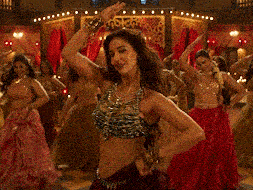 ओ रोमियो का नए गाना ‘आशिकों की कॉलोनी’ आउट:गाने में शाहिद कपूर-दिशा पाटनी की जबरदस्त केमिस्ट्री दिखी; 13 फरवरी को रिलीज होगी फिल्म