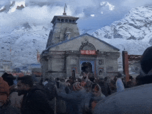 वक्फ बोर्ड का समर्थन: क्या चारधाम में गैर-हिंदुओं पर लगे रोक? | धर्म | तीर्थ Ban Non-hindus From Chardham news image