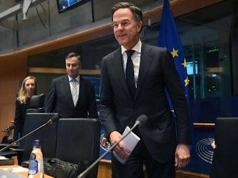 NATO चीफ बोले-बिना अमेरिका अपनी रक्षा नहीं कर सकता यूरोप:वह बस सपने देख रहे, रक्षा बजट 10% तक बढ़ाने की मांग; अभी 2% खर्च करते