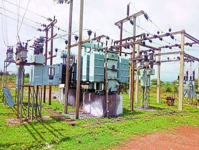 Patwai Power Outage | 100 Villages Affected By 33KV Line Cable Burst