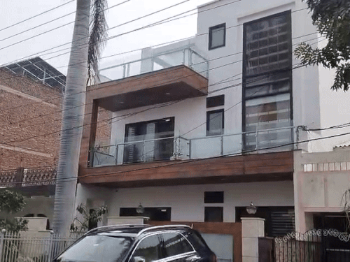 फरीदाबाद में इवेंट कंपनी के ठिकानों पर ED की रेड:मनी लॉन्ड्रिंग और वित्तीय अनियमितताओं के आरोप; बैंक रिकॉर्ड खंगाला- INA NEWS