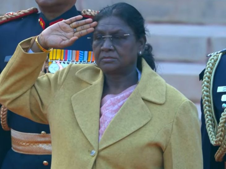 विजय चौक पर बीटिंग रिट्रीट सेरेमनी:गणतंत्र दिवस समारोह का औपचारिक समापन, रक्षा मंत्री राजनाथ सिंह ने बताया सैन्य परंपरा का महत्व- INA NEWS