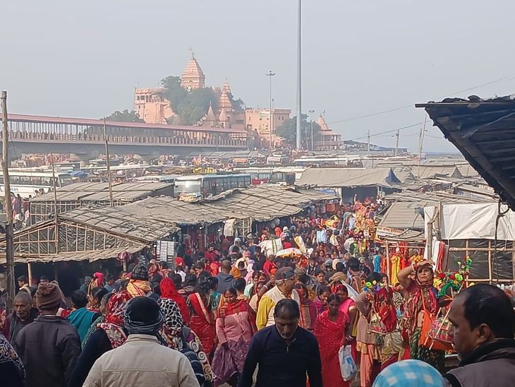 भागलपुर में माघी पूर्णिया पर उमड़ी भीड़:  गंगा स्नान के लिए पहुंच रहे श्रद्धालु, अलर्ट मोड में प्रशासन; घाटों पर आपदा मित्र, पुलिस बल तैनात – Bhagalpur News