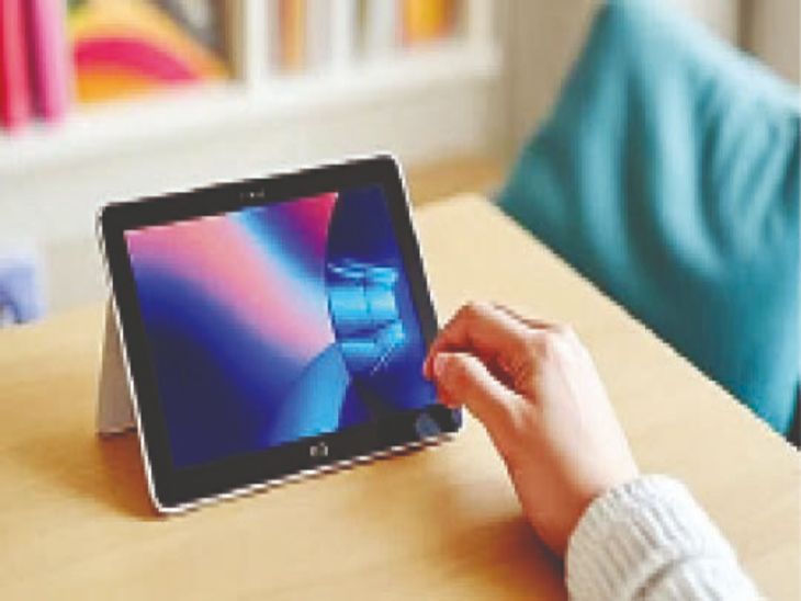 कई ऑनलाइन प्लेटफॉर्म पर नकल कराने संबंधी विज्ञापन:  दुनियाभर के छात्रों के अमेरिकी कॉलेजों में एडमिशन हेतु‎ जरूरी टेस्ट में नकल, सोशल मीडिया पर बिक रहे सवाल‎