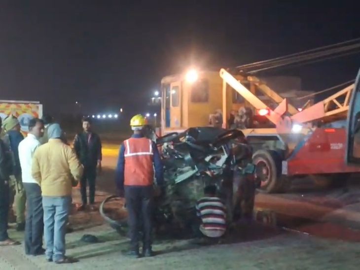 WagonR Driver Dies After Crashing Into Trailer, Hit By Truck On ...