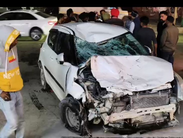 मानसा में सड़क हादसे में दो युवकों की मौत:  तेज रफ्तार स्विफ्ट कार ने मोटरसाइकिल को मारी टक्कर – Mansa News