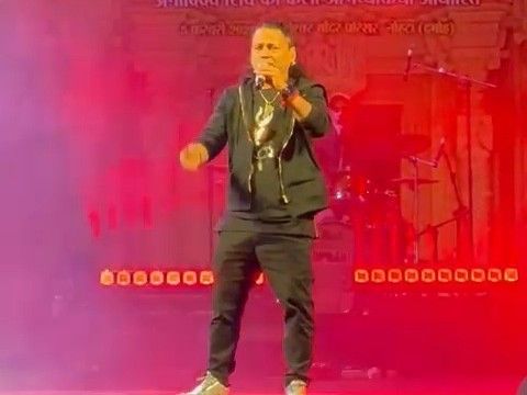 दमोह नोहलेश्वर महोत्सव में कैलाश खेर पहुंचे:  भगवान शिव को समर्पित गीत का दर्शकों ने आनंद लिया; 15 फरवरी तक होगा कार्यक्रम – Damoh News