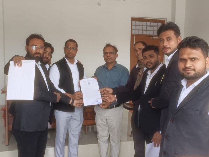 Rampur Advocate Murder Condemned; Loni Lawyers Demand Justice