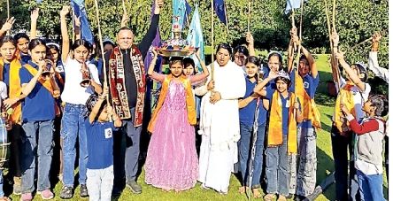 51 girls from Lado Pariyan Balika Grih Orphanage took out a Shiva rally.