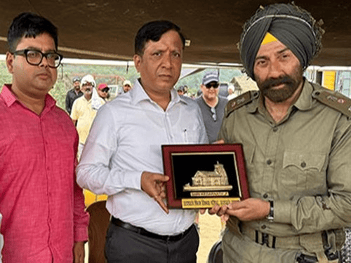 बॉलीवुड से लेकर OTT तक, उत्तराखंड बना शूटिंग डेस्टिनेशन:  दो महीने में 24 प्रोजेक्ट्स मंजूर; सब्सिडी-आसान क्लियरेंस से आई तेजी – Dehradun News