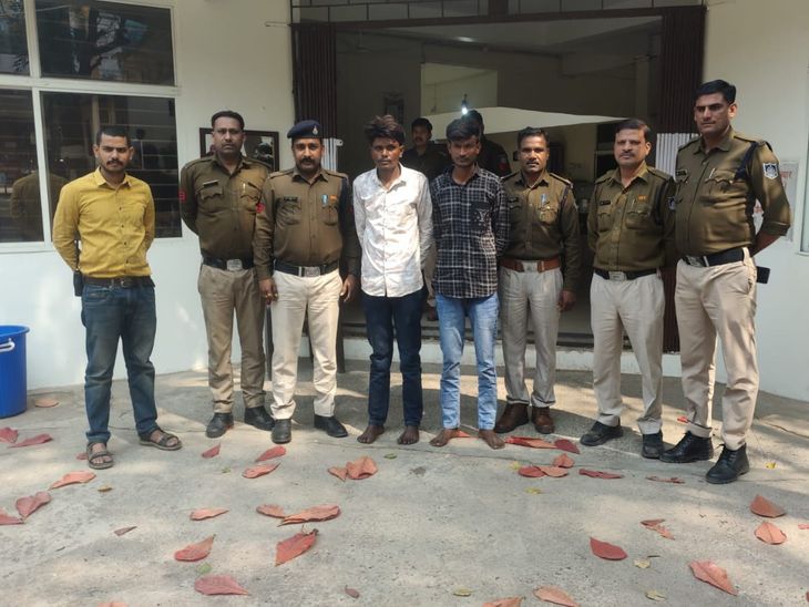 विदिशा में दिनदहाड़े चोरी का खुलासा, दो आरोपी गिरफ्तार:  कोतवाली पुलिस ने रायसेन के युवकों को दबोचा, डेढ़ लाख के जेवर-मोबाइल और बाइक बरामद – Vidisha News