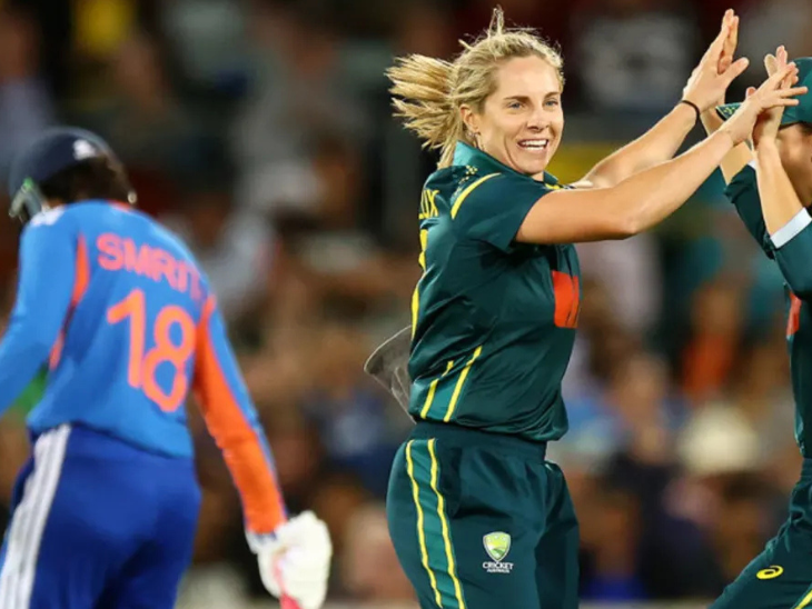 ভারতীয় মহিলা দল দ্বিতীয় টি-টোয়েন্টিতে 17 রানে হেরেছে: অস্ট্রেলিয়ার বিরুদ্ধে 7 রানে 6 উইকেট হারিয়েছে; সিরিজ ১-১ সমতায়