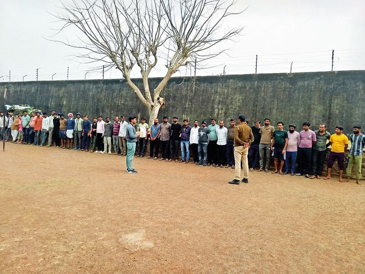 In Atru Jail, prisoners were informed about their rights and duties.