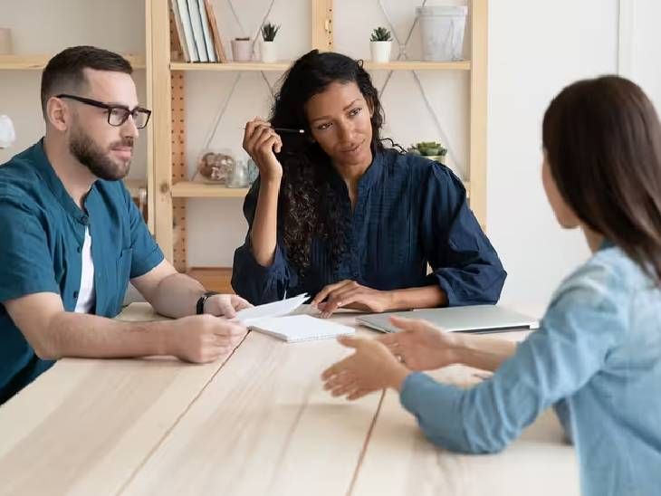 In interviews and meetings, words like ‘Ah… Oom…’ reduce self-confidence, filler words