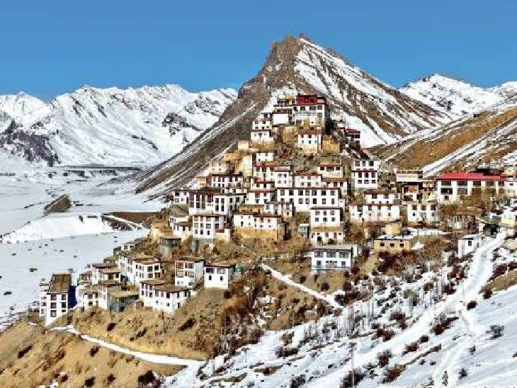 हिमाचल प्रदेश में जलवायु परिवर्तन का असर:11वीं सदी के मठों में इस बार बर्फ का सूखा, 47% कम हुई बर्फबारी