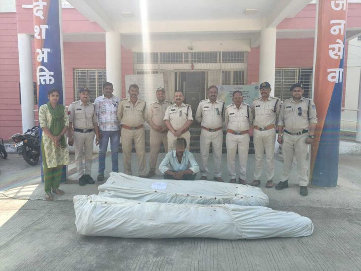 खरगोन में गांजा खेती करते एक गिरफ्तार, 266 पौधे जब्त:  भगवानपुरा के मदनी खुर्द में पुलिस की कार्रवाई, 5.37 लाख का गांजा बरामद – Khargone News